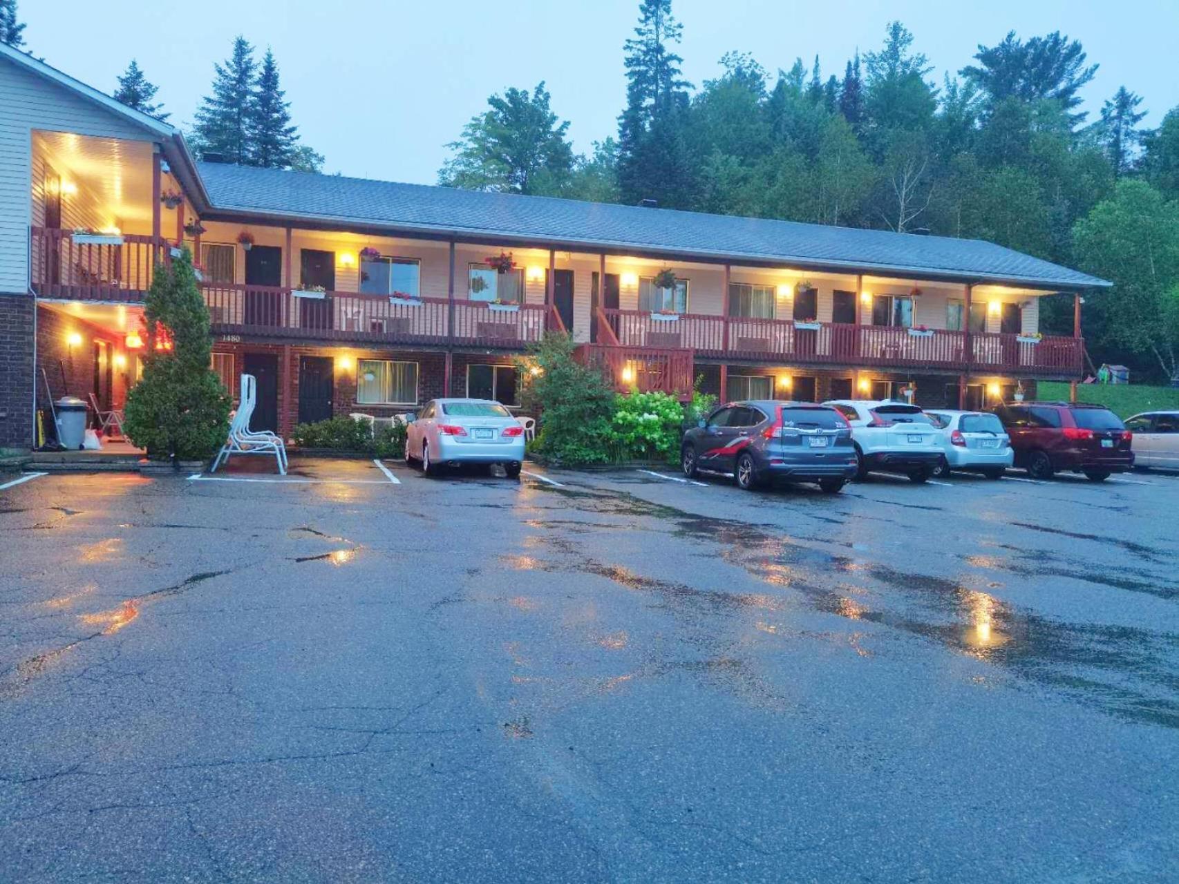 Motel Le Radisson De 발다비드 외부 사진